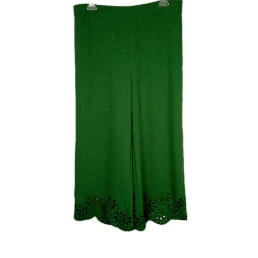 Chico's Wide Leg Crop Pants Kelly Green Eyelet Scallop Hem Sz 8 Preppy NWT $119 - Picture 2 of 14